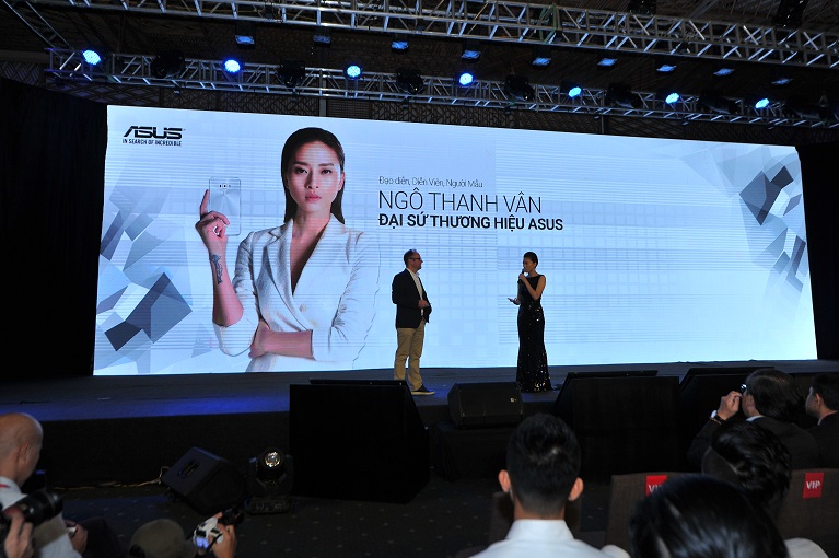 Sự kiện lần này cũng chào đón sự xuất hiện của diễn viên, ca sỹ, người mẫu kiêm nữ đạo diễn trẻ nổi tiếng Ngô Thanh Vân với vai trò Đại sứ thương hiệu đầu tiên của ASUS tại Việt Nam.