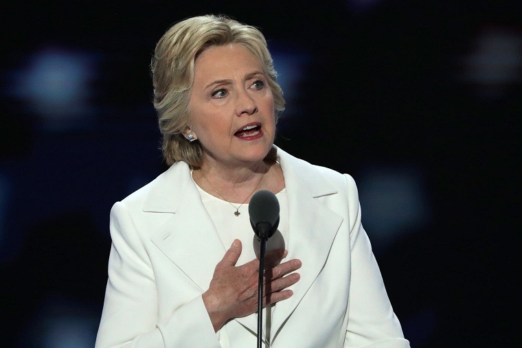 Hillary Clinton phát biểu tại đại hội đảng Cộng hòa Mỹ.