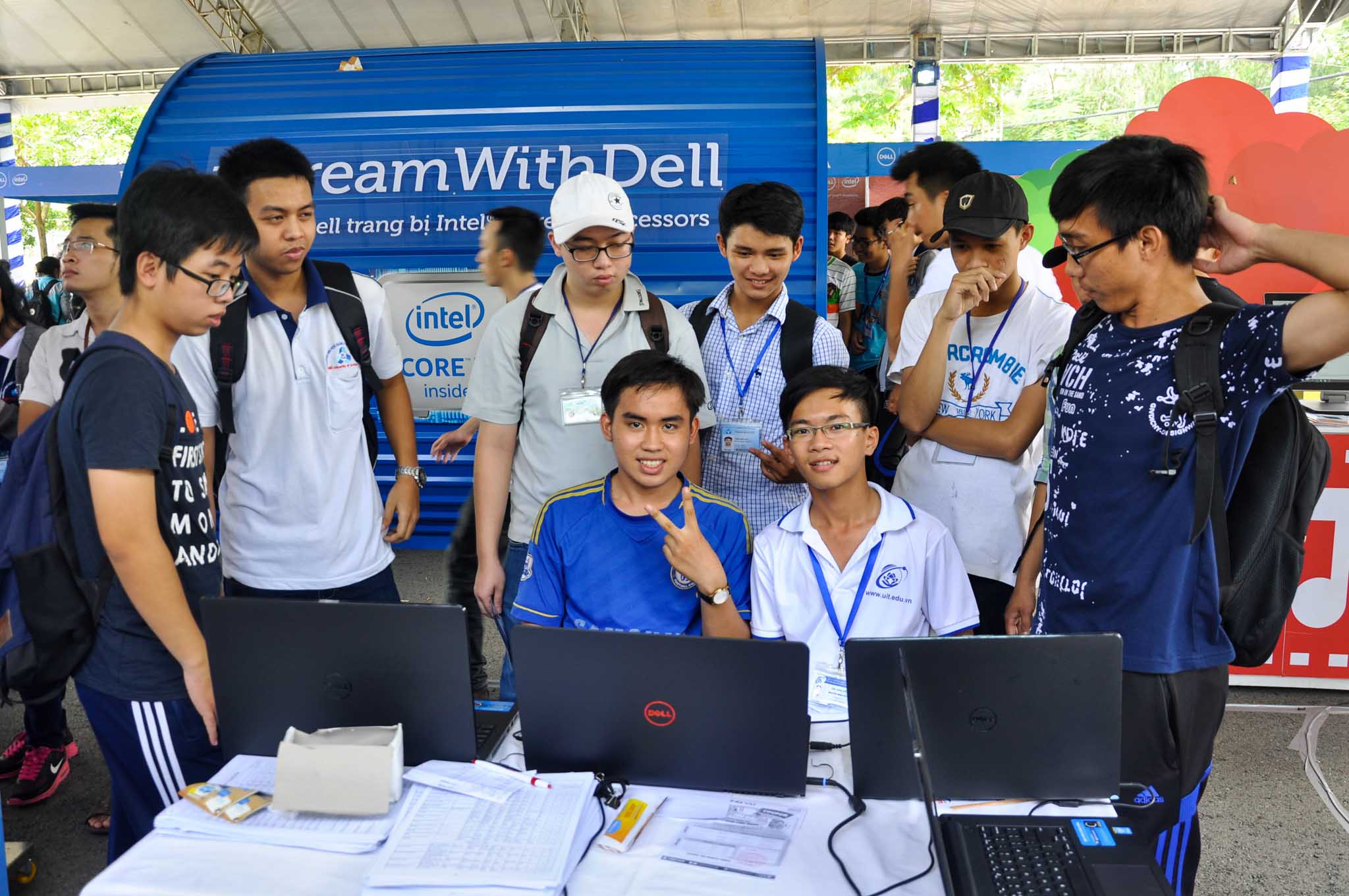 "Dream with Dell” được tổ chức tại Đại học Quốc gia Tp. HCM.