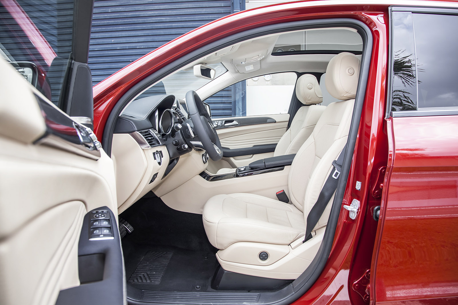 Mercedes-Benz - Chuyen dong cung dang cap thoi thuong_2
