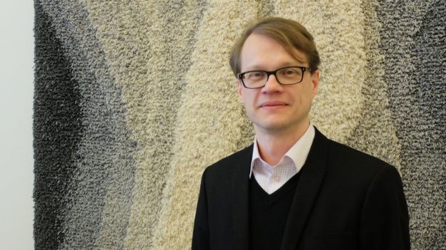 Mika Grundstrom là cựu giám đốc cấp cao mảng R&D của Nokia tại Tampere.