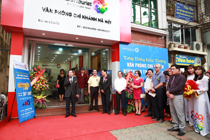 Ông Hà Văn Siêu – Phó Tổng cục trưởng Tổng cục Du lịch Việt Nam phát biểu trong lễ khai trương.