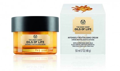 Oils-of-Life-Intensely-Revitalising-Cream-and-Box