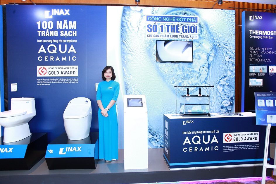 Công nghệ Aqua Ceramic của INAX có tuổi thọ lên tới 100 năm.