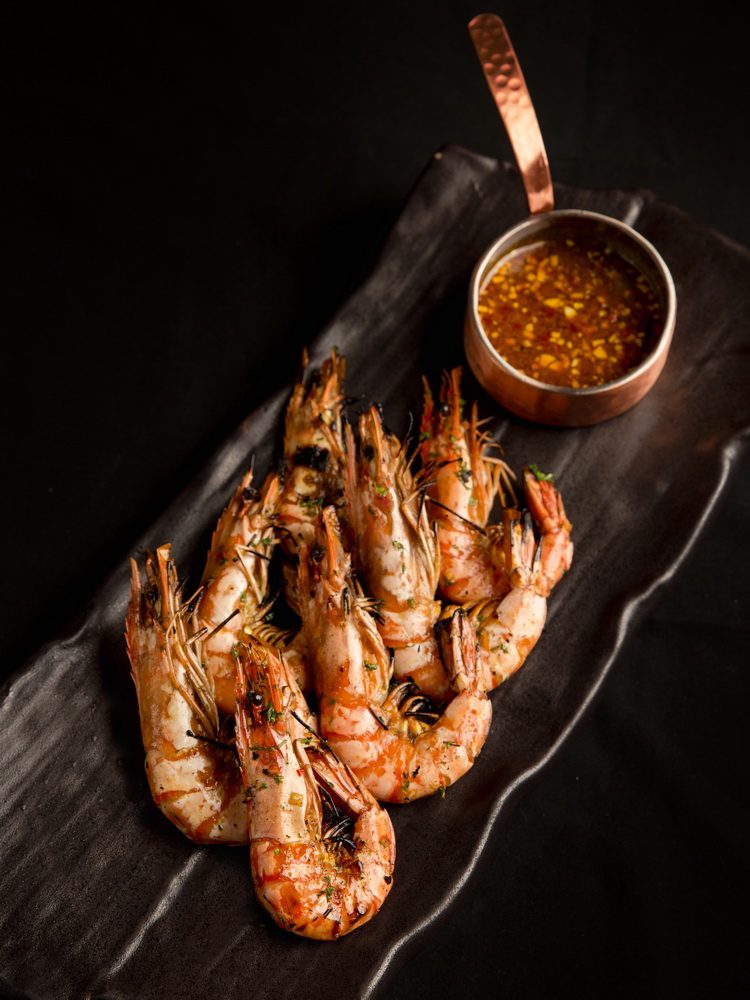 NDN_ChillSky Bar_HappyHour_Tom Nuong Nha Trang_Grilled Nha Trang Shrimps_resize