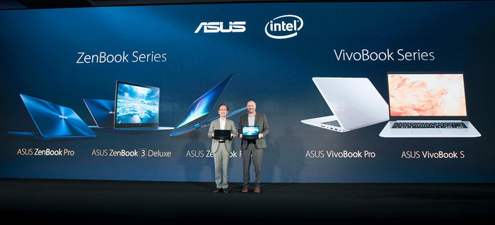 Chủ tịch ASUS Johnny Shih cùng Phó Chủ tịch tập đoàn Intel phụ trách Client Computing Group - ông Gregory Bryant trên sân khấu.