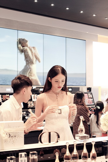 Christian Dior Parfums khai trương cửa hàng thứ 4 tại Hà Nội  Tạp chí Đẹp