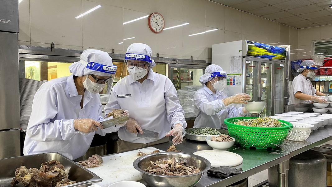Nestlé Việt Nam được vinh danh Doanh nghiệp điển hình xuất sắc về An sinh tại môi trường làm việc năm 2021 trong chương trình Vietnam Excellence