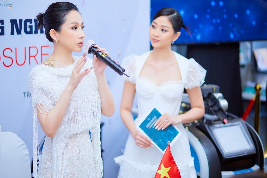 Ruco Clinic Trâm Nguyễn kỷ niệm 9 năm ra mắt đại sứ