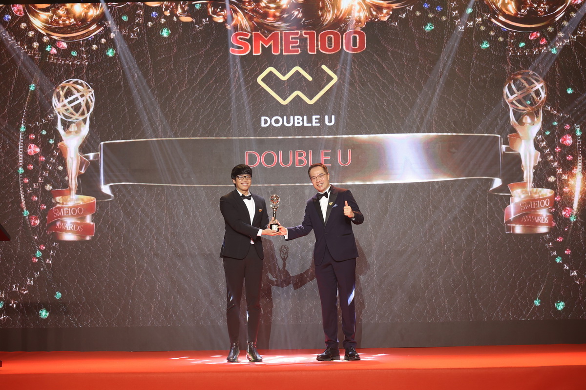 Double U nhận Giải thưởng SME100 Awards 2022 sau 3 năm phát triển