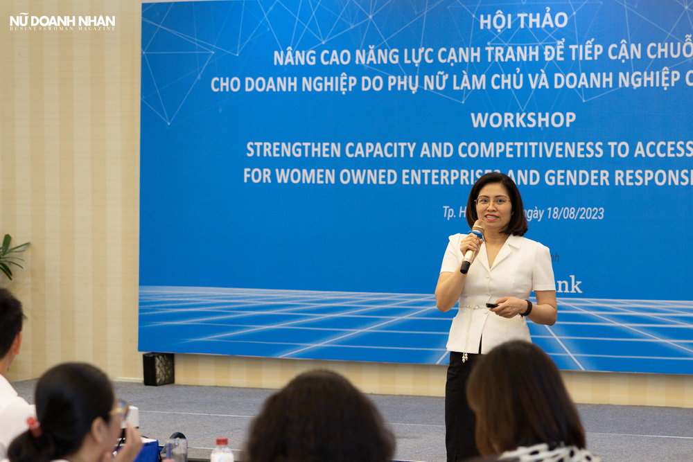 Bà Trịnh Thị Hương, Phó Cục trưởng Cục Phát triển Doanh nghiệp
