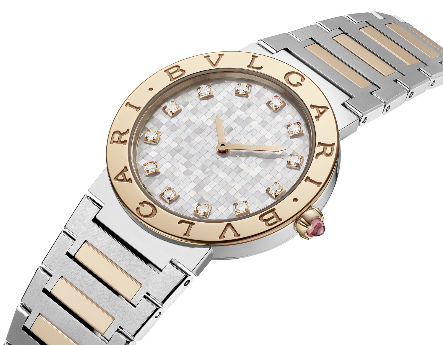 Lisa hợp tác cùng Bvlgari ra mắt bộ sưu tập đồng hồ giới hạn