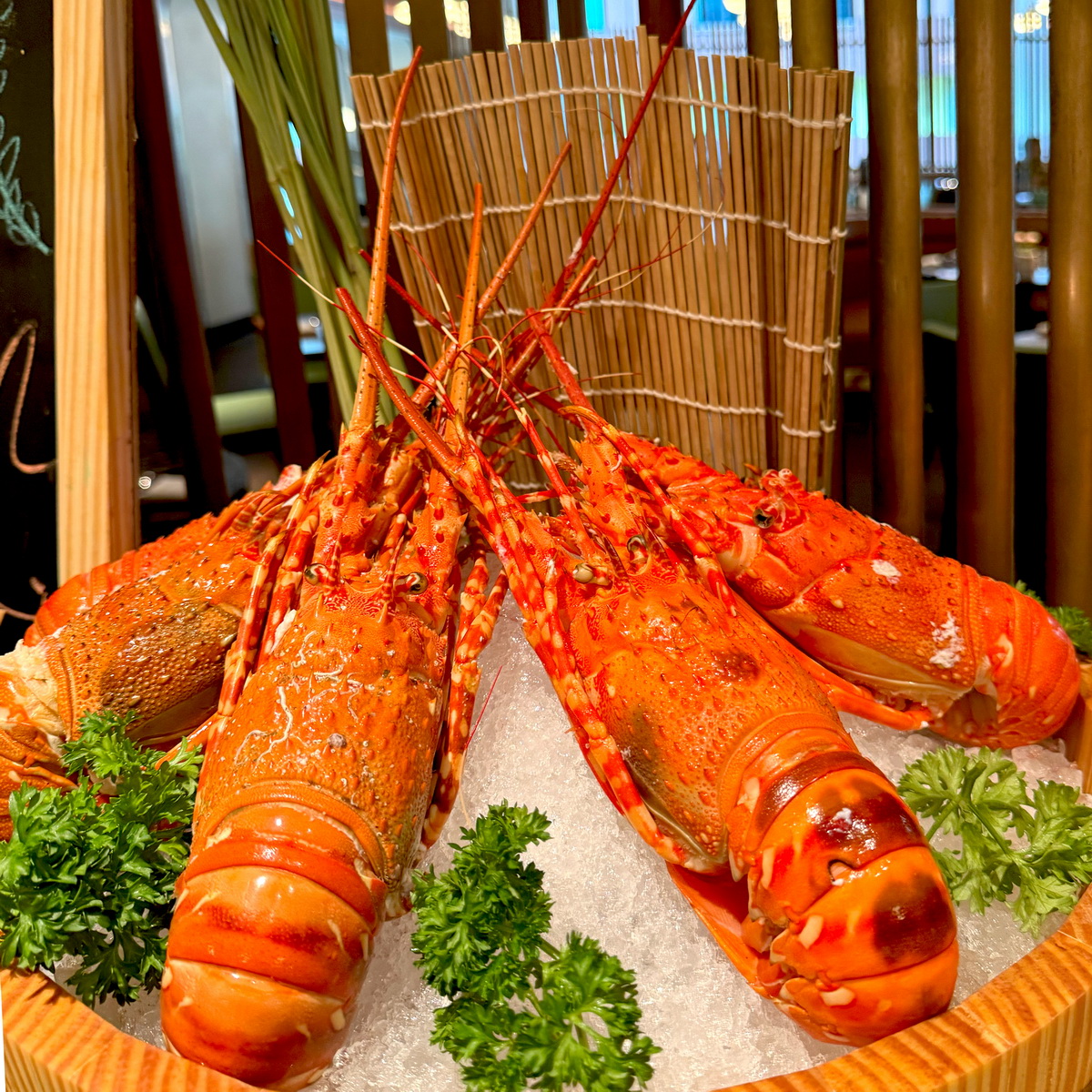 Tiệc buffet hải sản tại Hilton Saigon