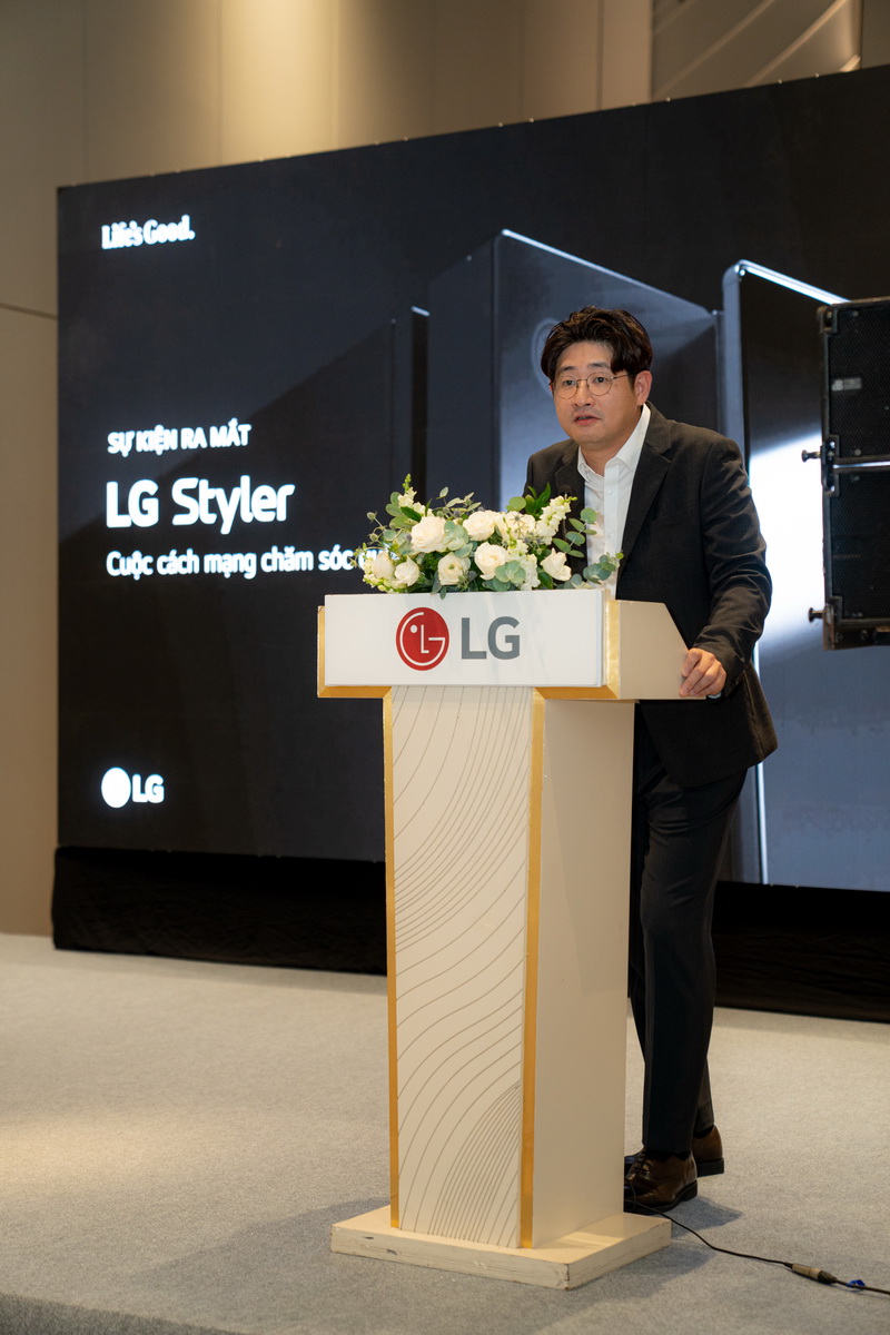 "Chăm tiện, diện kiêu hãnh" cùng LG Styler thế hệ mới 