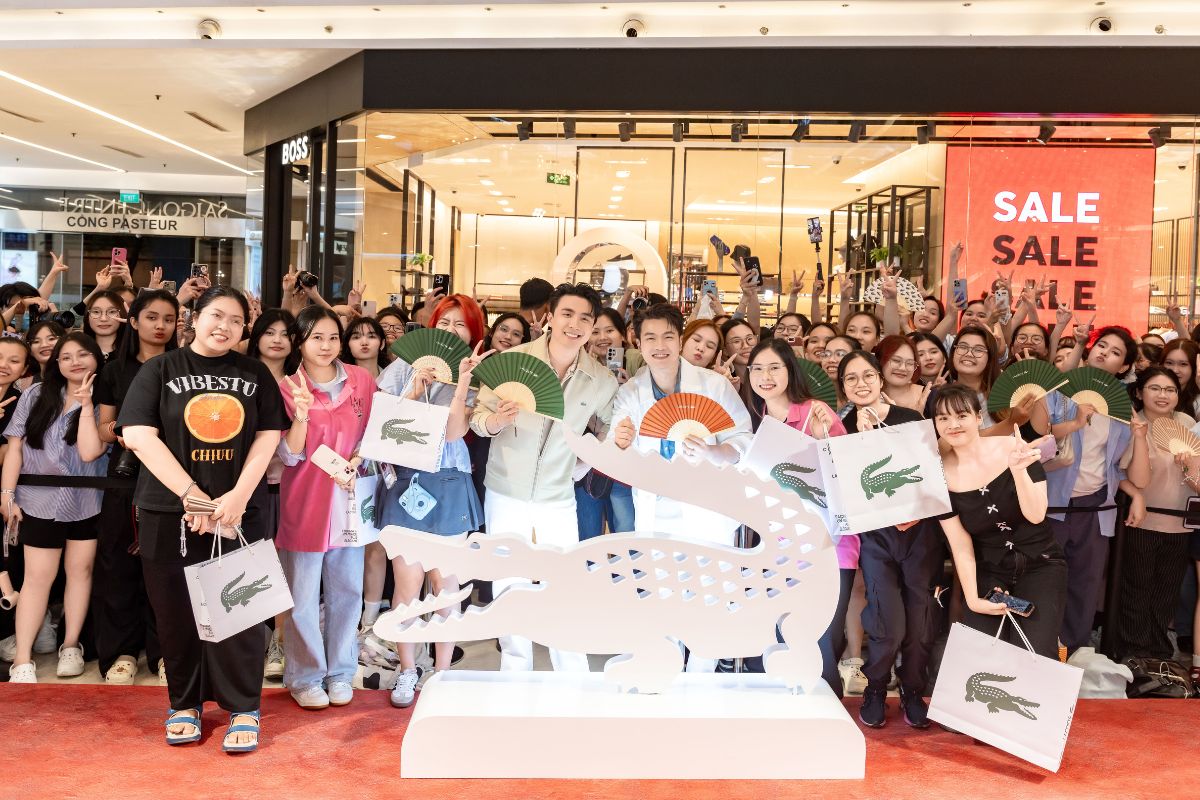 Lacoste mang đến không gian trải nghiệm đậm dấu ấn di sản, nơi thời trang giao thoa cùng nghệ thuật và công nghệ.
