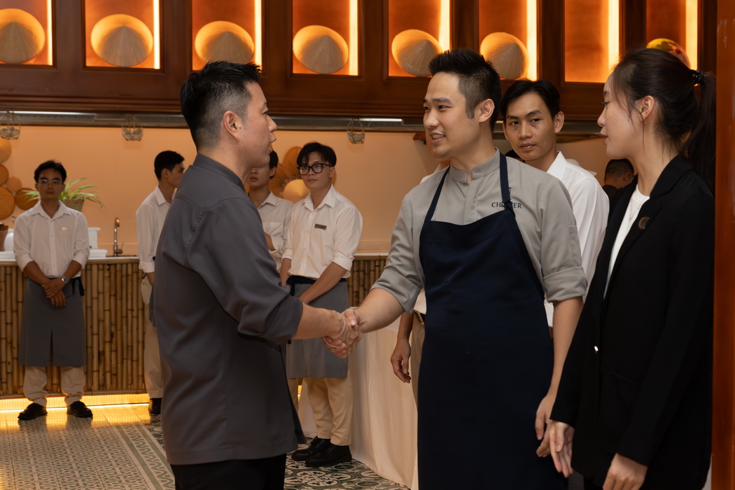 Meliá Vinpearl Cam Ranh Beach Resort chính thức ra mắt nhà hàng Muối