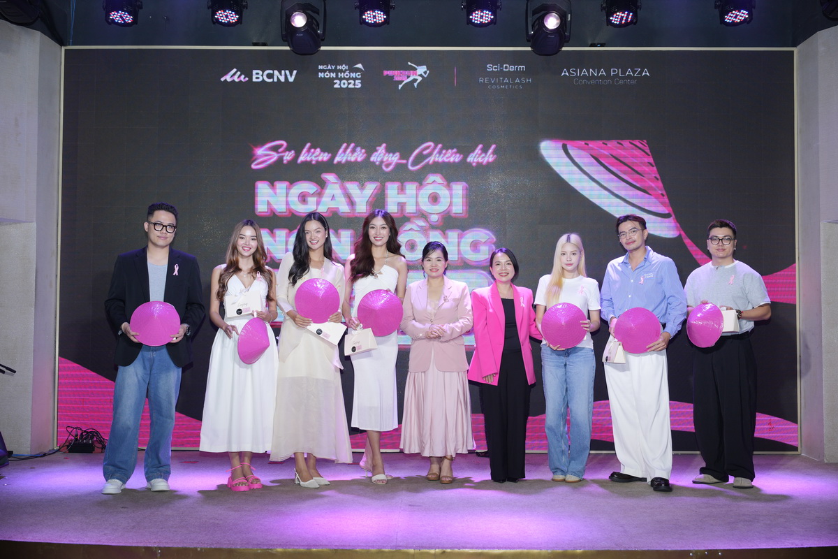 Ngày hội nón hồng
