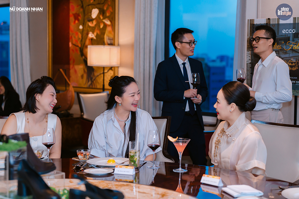 Ladies' Fall Tea