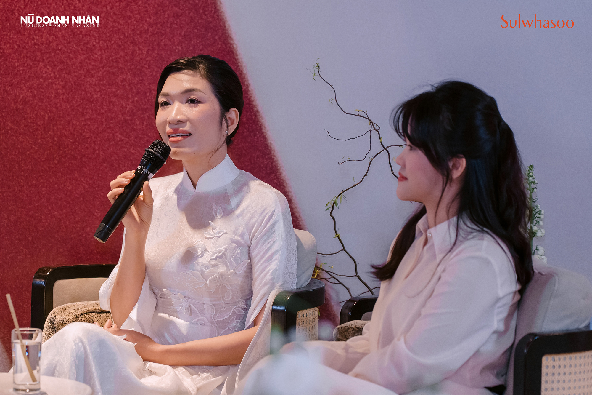 NTK Anna Hạnh Lê – Founder BYFAS Luxury Silk & Couture Atelier và Quyền Chủ tịch Hiệp hội Áo dài TP.HCM chia sẻ tại Beauty, Art & Heritage