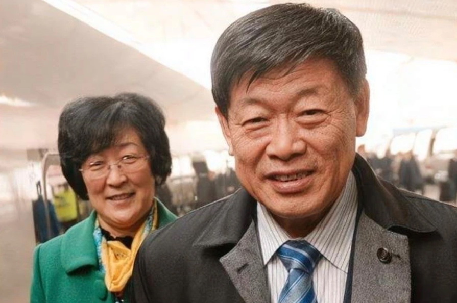 Nữ doanh nhân Trung Quốc, Zheng Shuliang sở hữu khoảng 33,2 tỷ USD