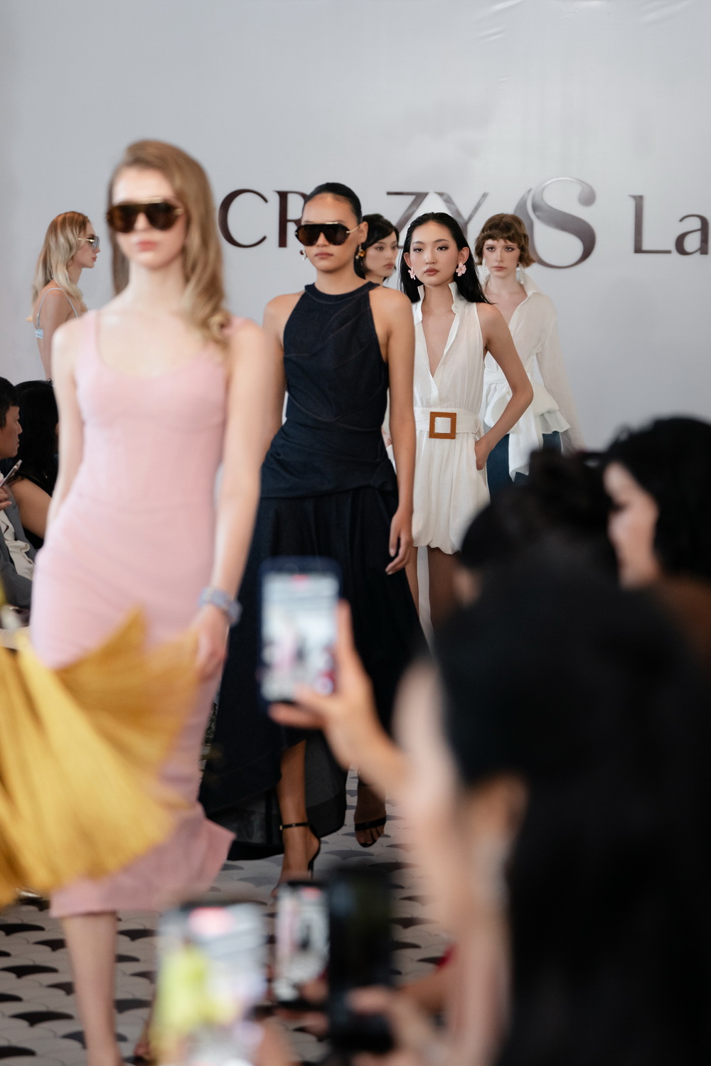 Mr CRAZY & Lady SEXY