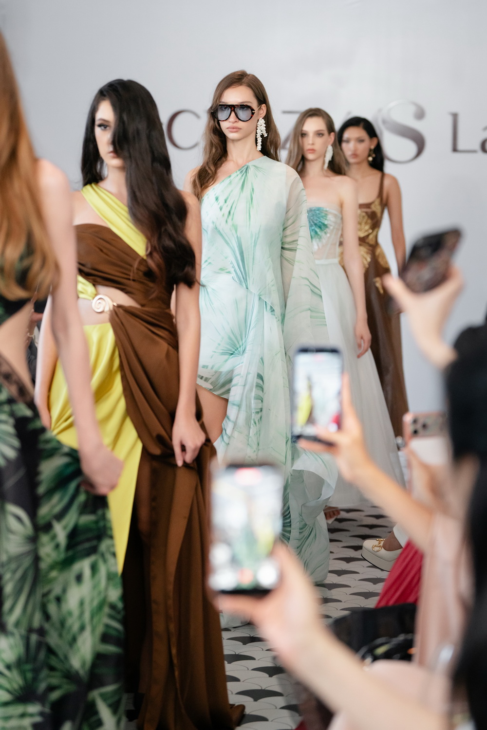 Mr CRAZY & Lady SEXY