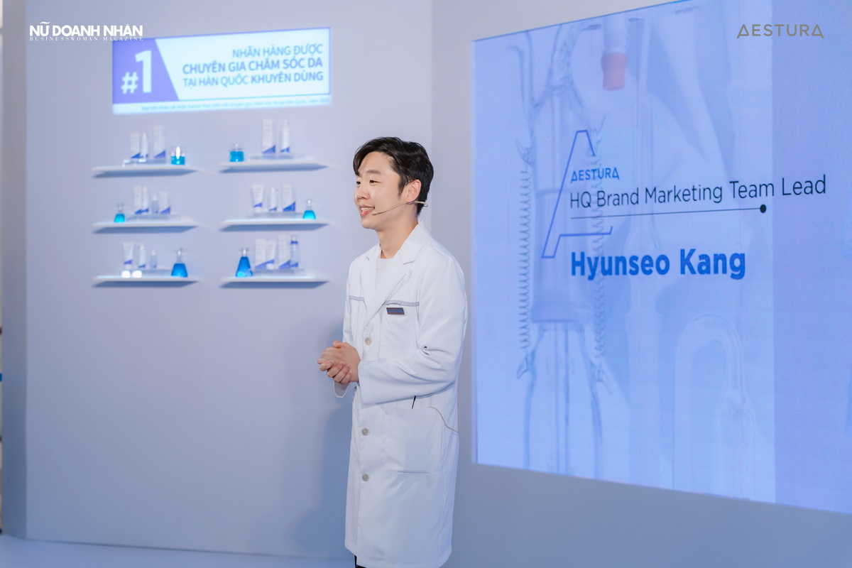 Mr. Kang Huynseo, Brand Manager Leader AESTURA Hàn Quốc