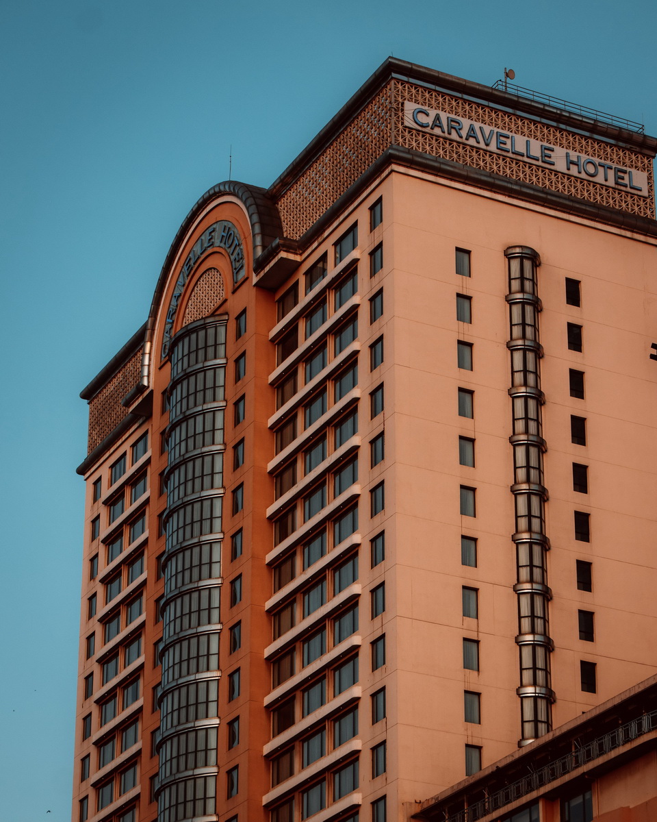 Wedding Gallery: Love Duo lần thứ 4 chọn Caravelle Saigon Hotel làm điểm đến, mở ra không gian trải nghiệm đậm chất di sản.