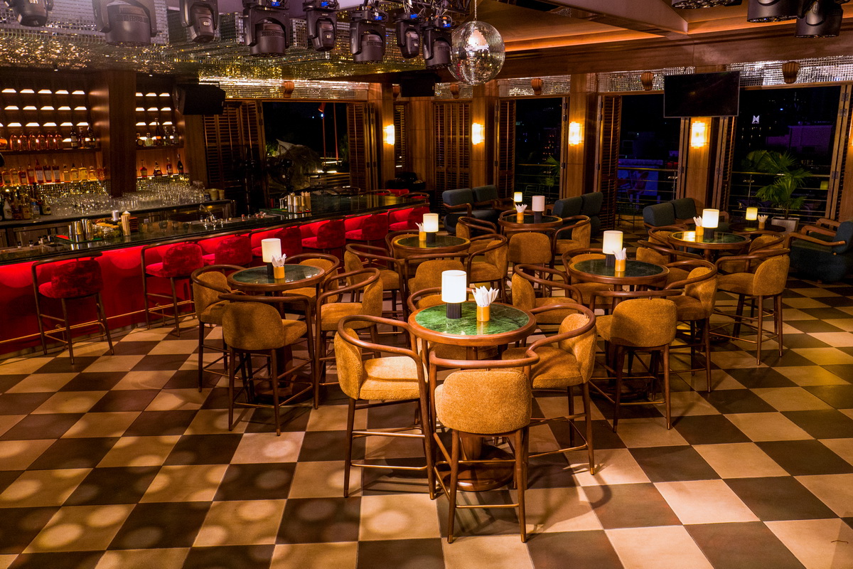 Saigon Saigon Rooftop Bar